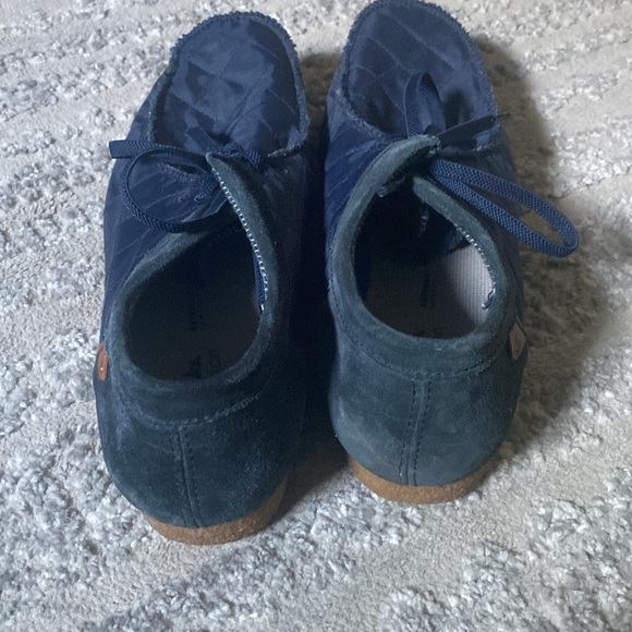 Men’s Blue Clark’s Size 12 shoe - Picture 3 of 5